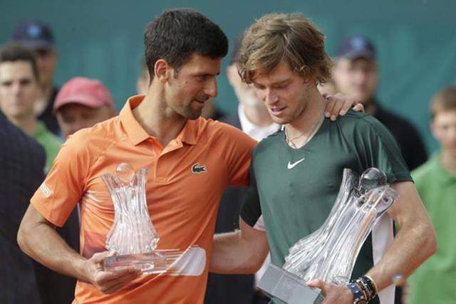 从未动摇 从未动摇