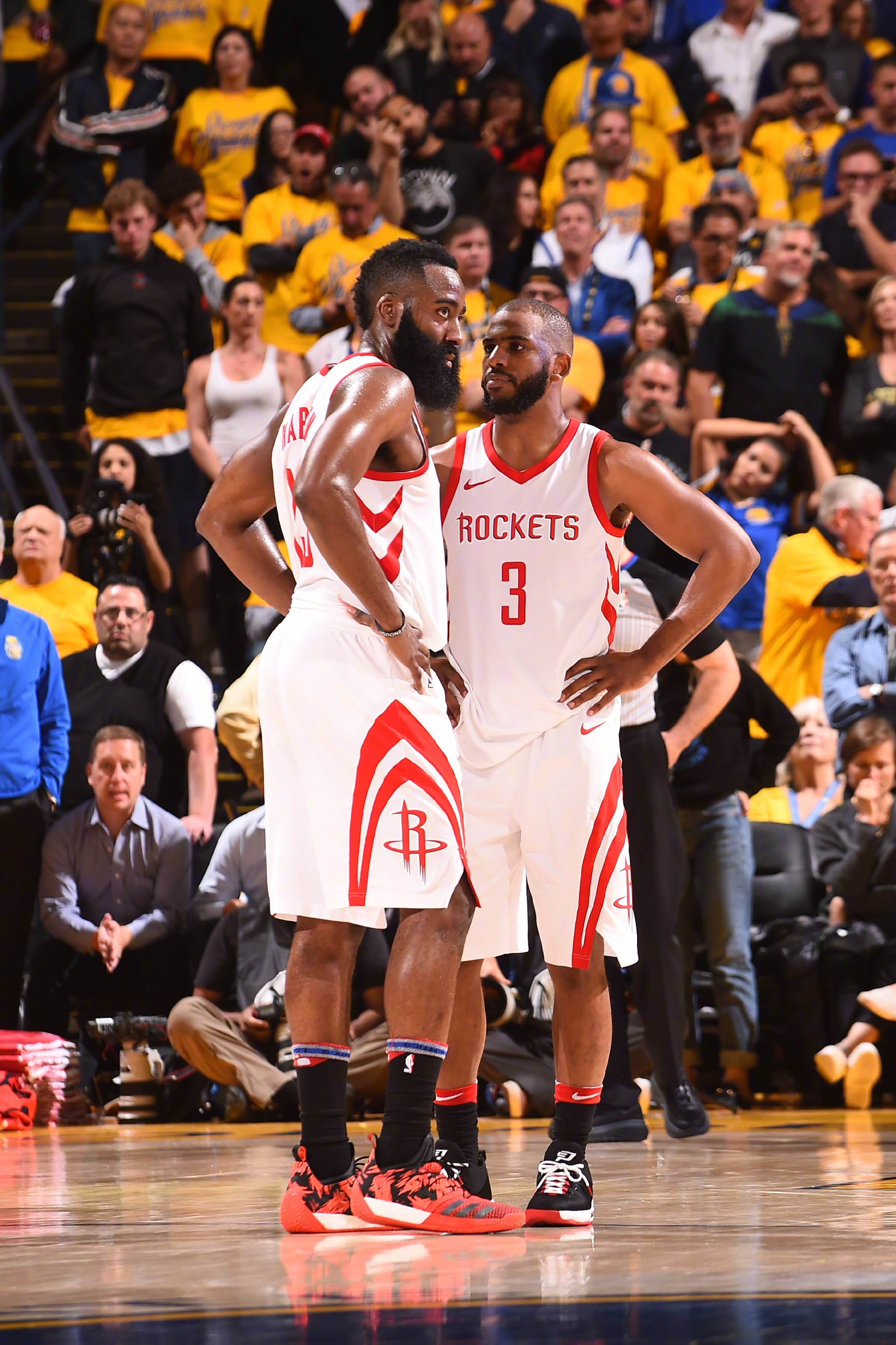 尼尔般主宰 尼尔般主宰