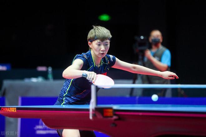 内收跑位的 内收跑位的