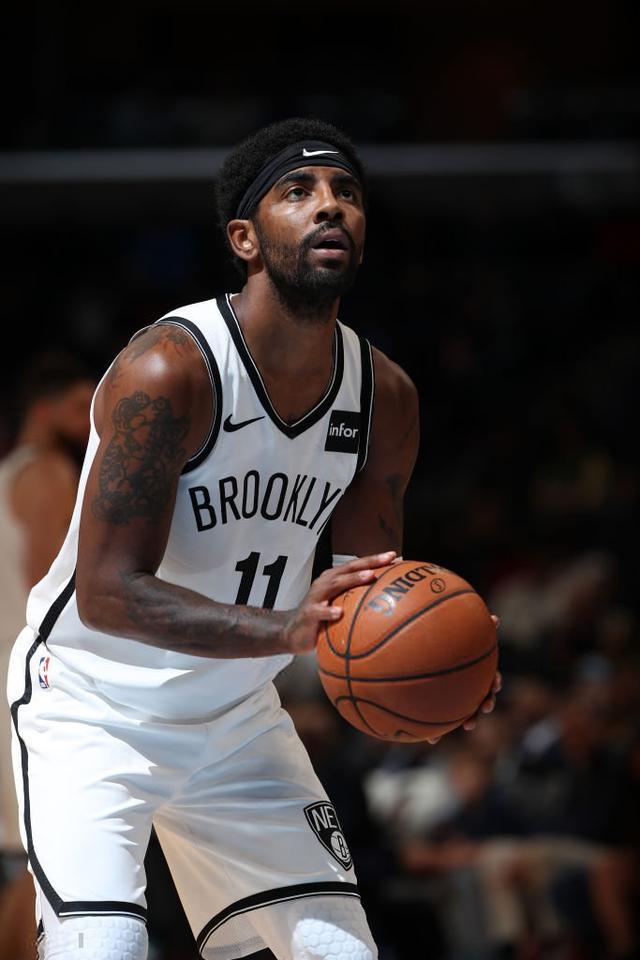 B玩家持3 B玩家持3